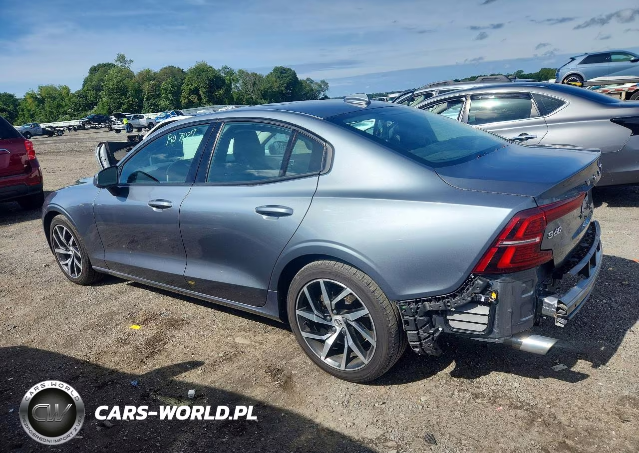 2020 Volvo S60 T5 Momentum VIN:7JR102FK9LG067833 - 2