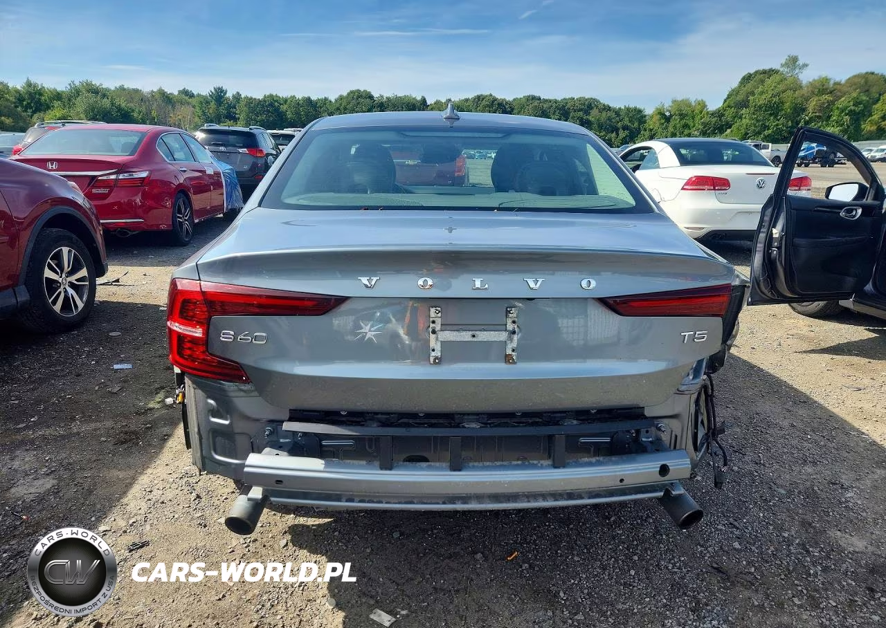 2020 Volvo S60 T5 Momentum VIN:7JR102FK9LG067833 - 6