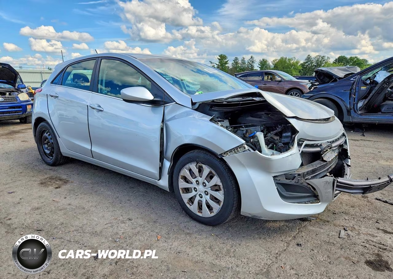 2016 Hyundai Elantra Gt Base VIN:KMHD35LH7GU281025 - 4