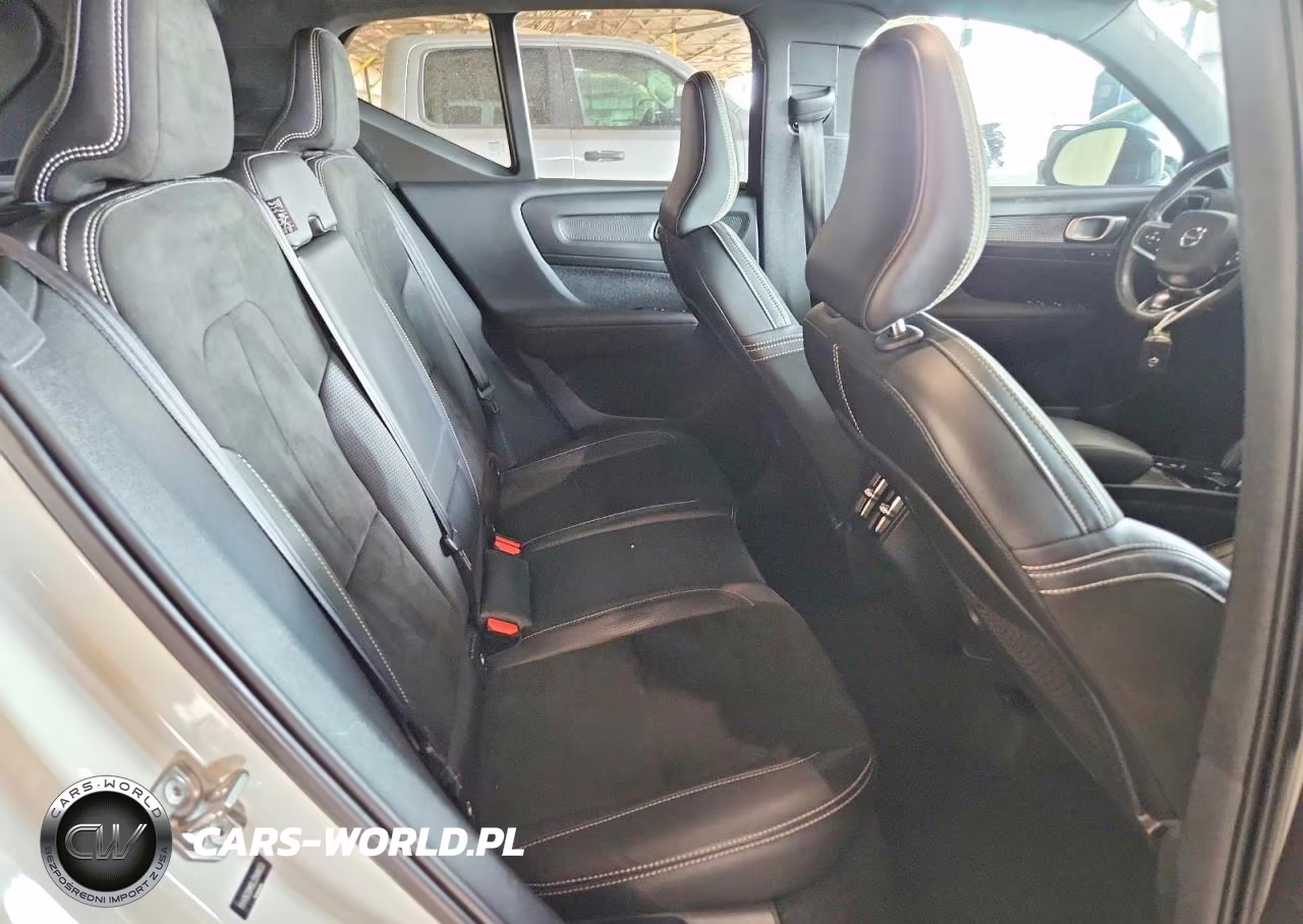 2020 Volvo Xc40 T5 R-Design VIN:YV4162UM5L2348653 - 10