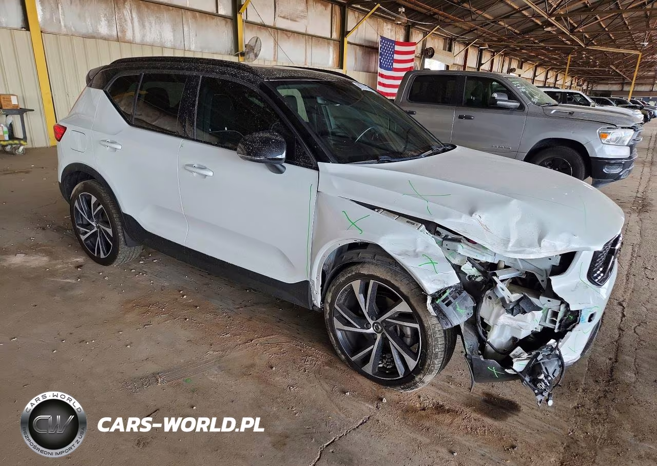 2020 Volvo Xc40 T5 R-Design VIN:YV4162UM5L2348653 - 4