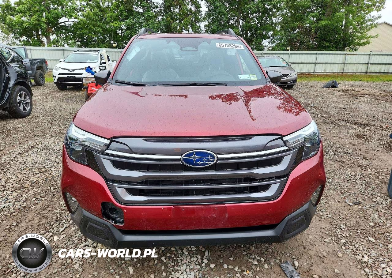 2025 Subaru Forester Premium VIN:JF2SLDDC0SH414056 - 5