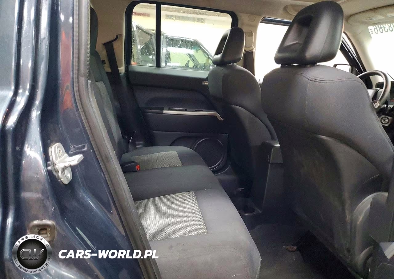 2008 Jeep Patriot Sport VIN:1J8FT28W88D728037 - 11