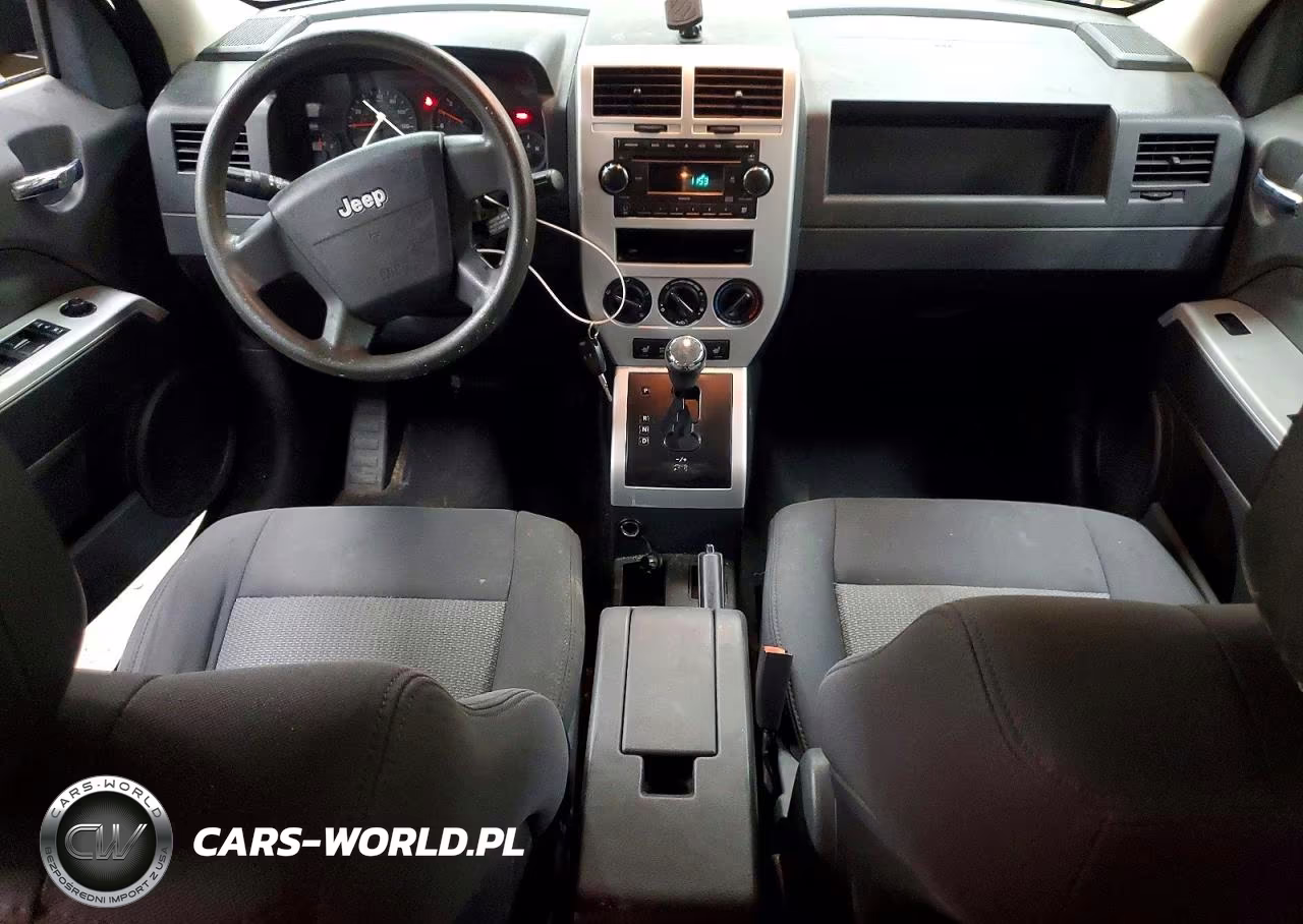 2008 Jeep Patriot Sport VIN:1J8FT28W88D728037 - 8