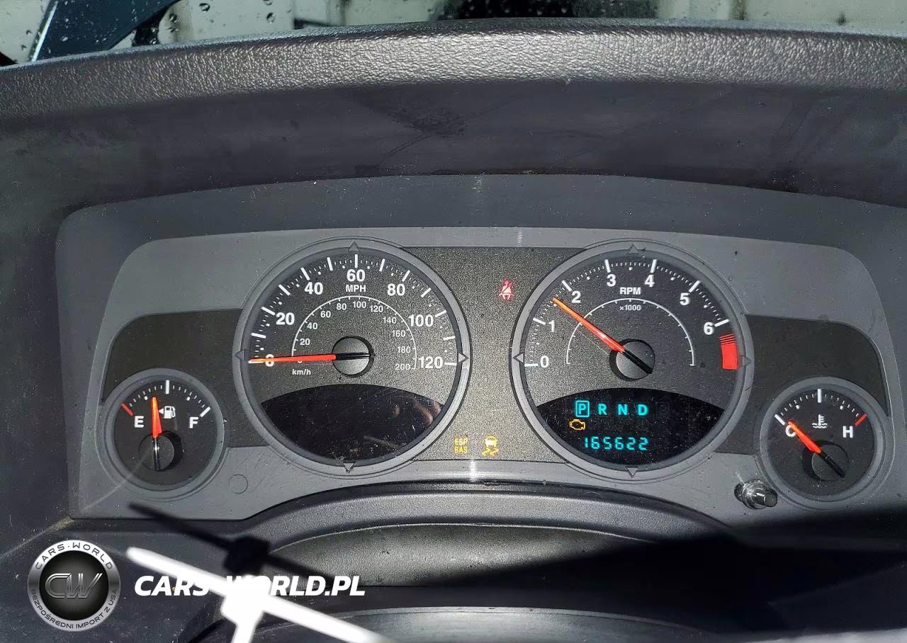 2008 Jeep Patriot Sport VIN:1J8FT28W88D728037 - 9