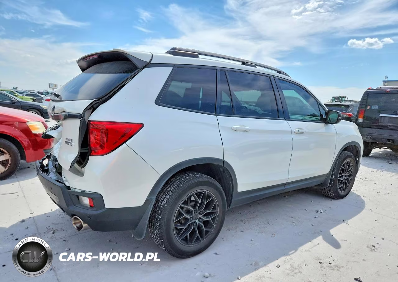 2022 Honda Passport Elite VIN:5FNYF8H05NB018362 - 3