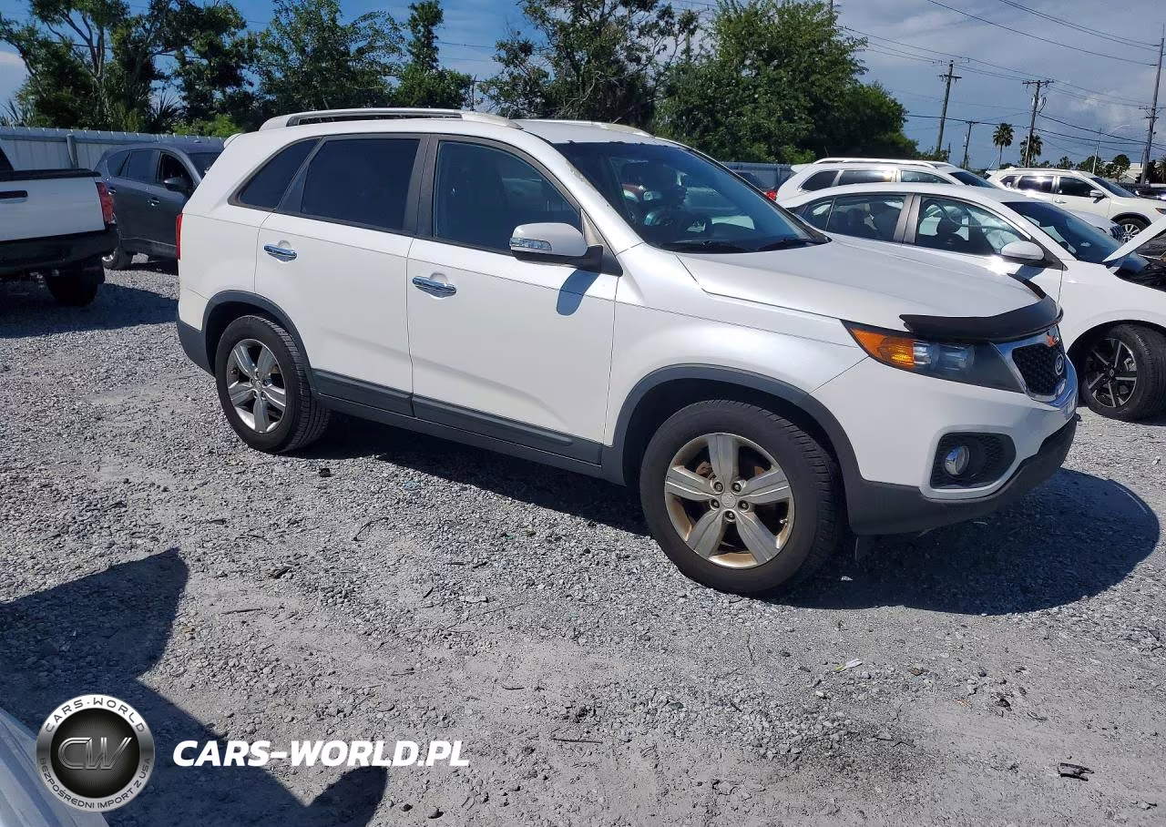 2013 Kia Sorento Ex VIN:5XYKU3A21DG329708 - 4