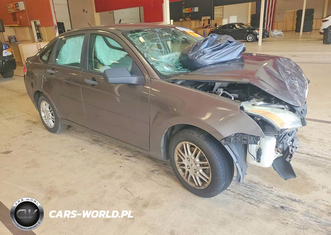 2010 Ford Focus Se VIN:1FAHP3FN8AW219604 - 4