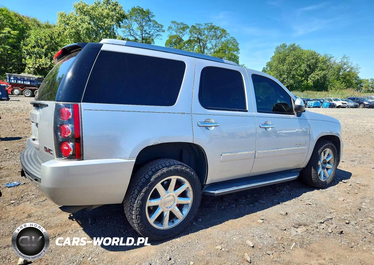 2013 GMC Yukon Denali VIN:1GKS2EEF7DR284522 - 3