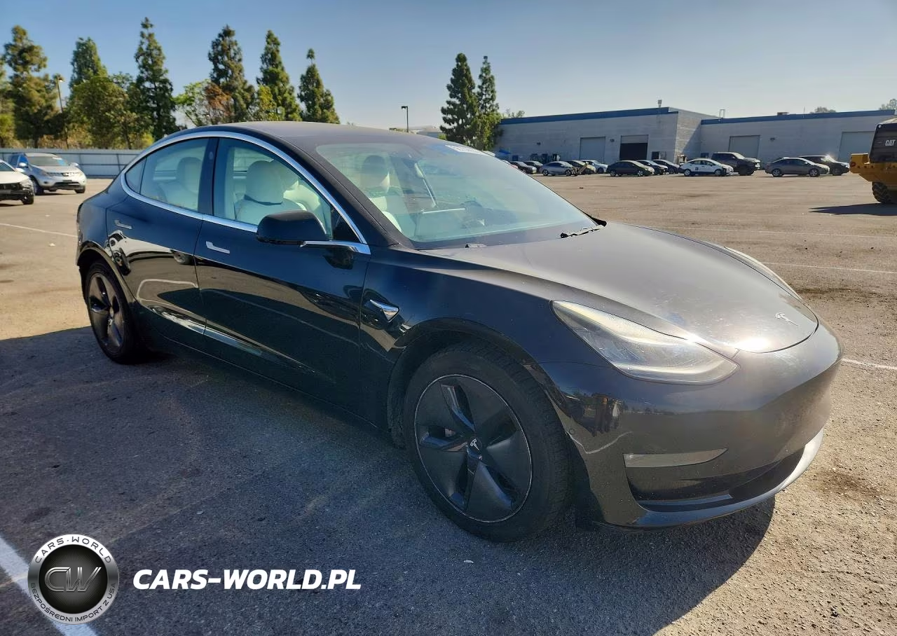 2018 Tesla Model 3 VIN:5YJ3E1EA4JF166305 - 4