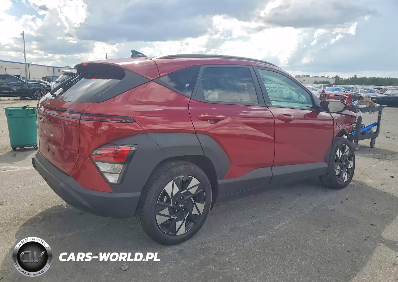 2025 Hyundai Kona Sel VIN:KM8HB3ABXSU330122 - 3