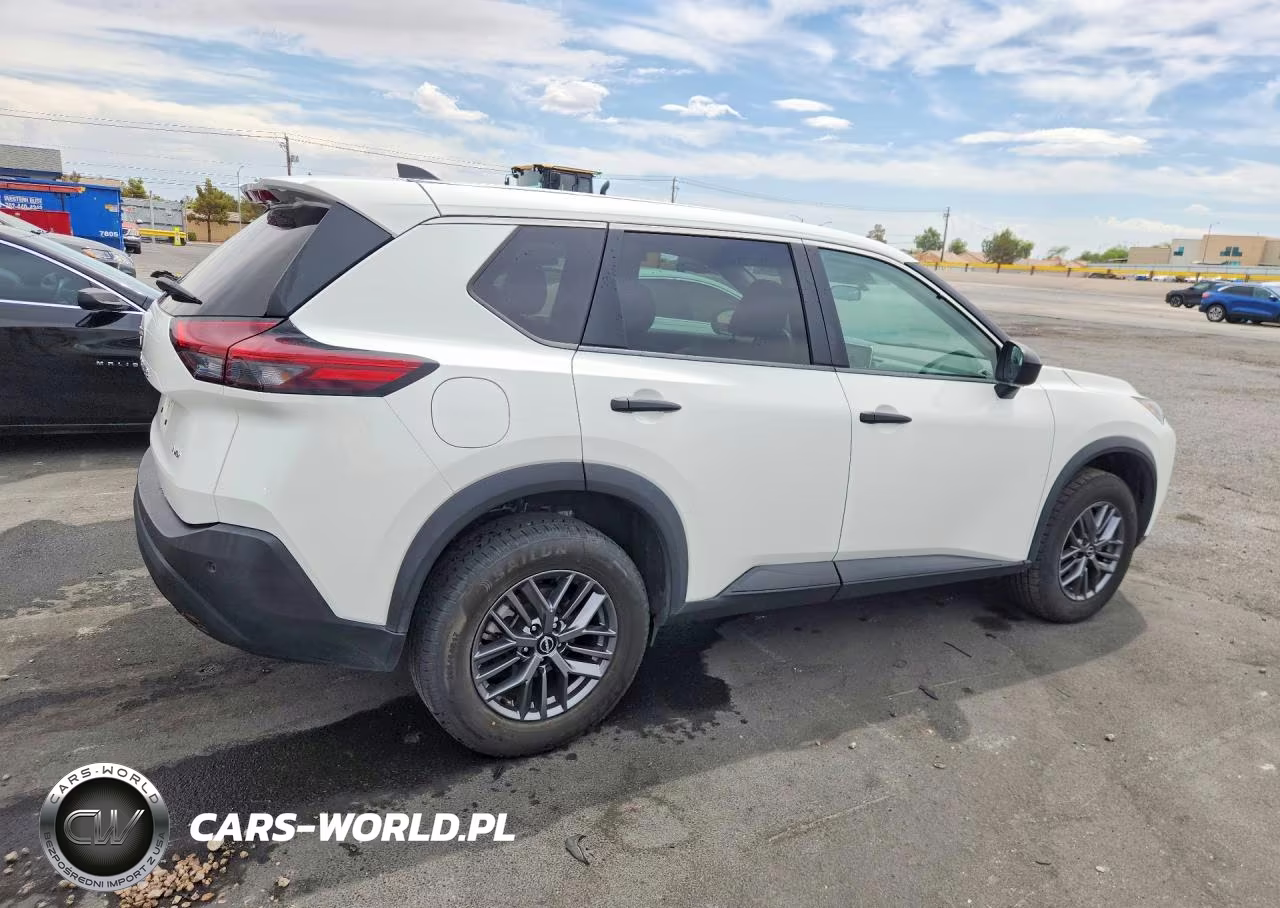 2023 Nissan Rogue S VIN:5N1BT3ABXPC945818 - 3