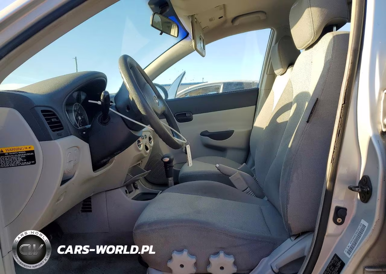2006 Hyundai Accent Gls VIN:KMHCN46C56U051353 - 7