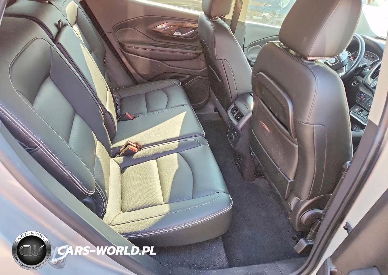 2020 GMC Terrain Denali VIN:3GKALXEX0LL124632 - 10