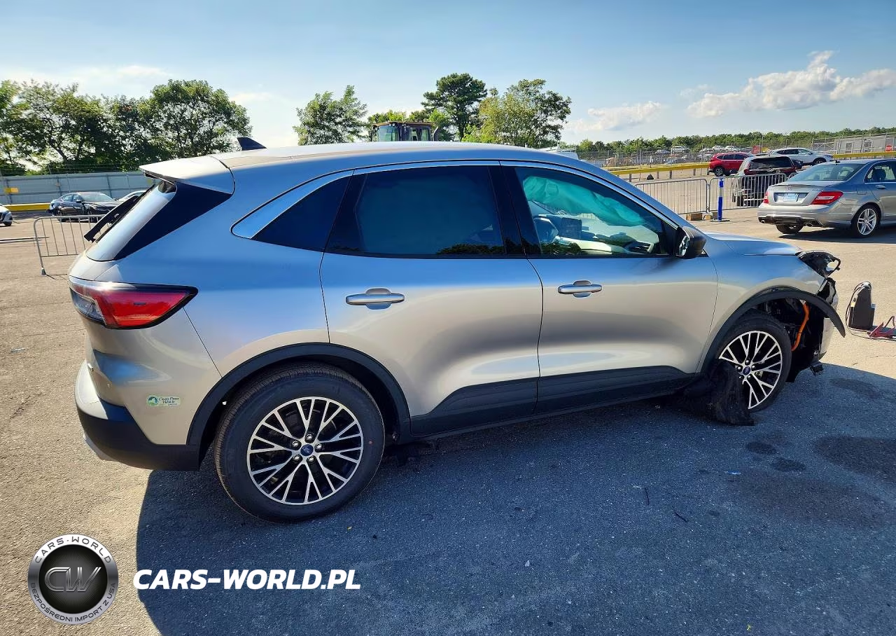 2022 Ford Escape Se VIN:1FMCU0EZ1NUA18916 - 3