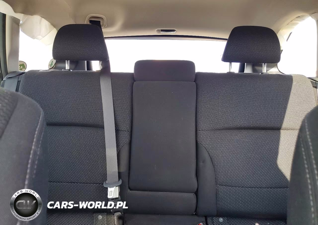 2019 Subaru Outback 2.5I Premium VIN:4S4BSAFC5K3330188 - 10