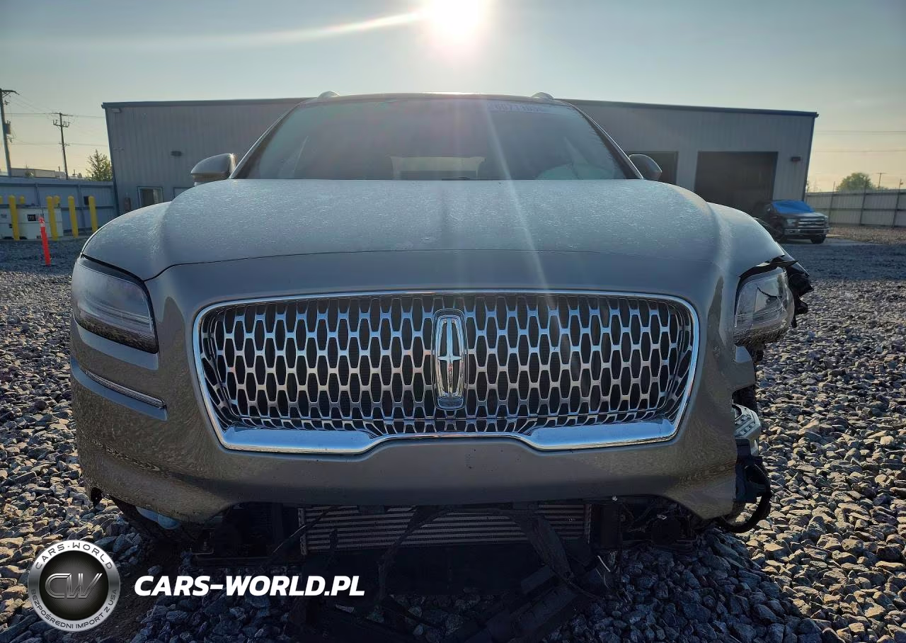 2023 Lincoln Nautilus Reserve VIN:2LMPJ8K99PBL15281 - 5