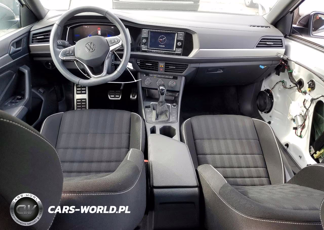 2024 Volkswagen Jetta Sport VIN:3VWBM7BU3RM078933 - 8