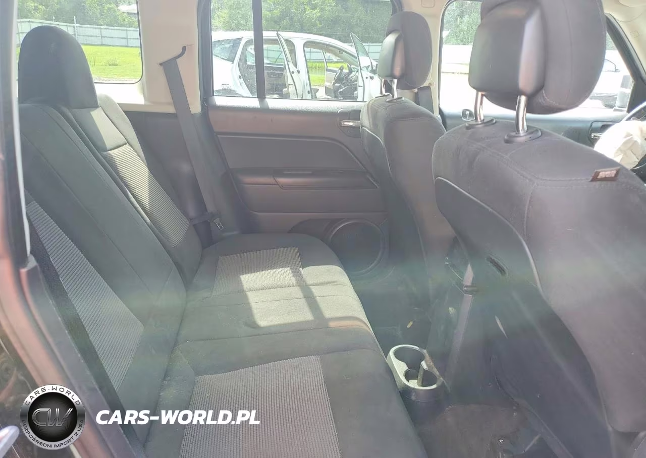 2014 Jeep Patriot Latitude VIN:1C4NJRFB7ED766095 - 11