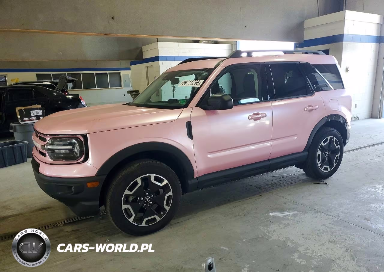 2024 Ford Bronco Sport Outer Banks VIN:3FMCR9C68RRF61689 - 1