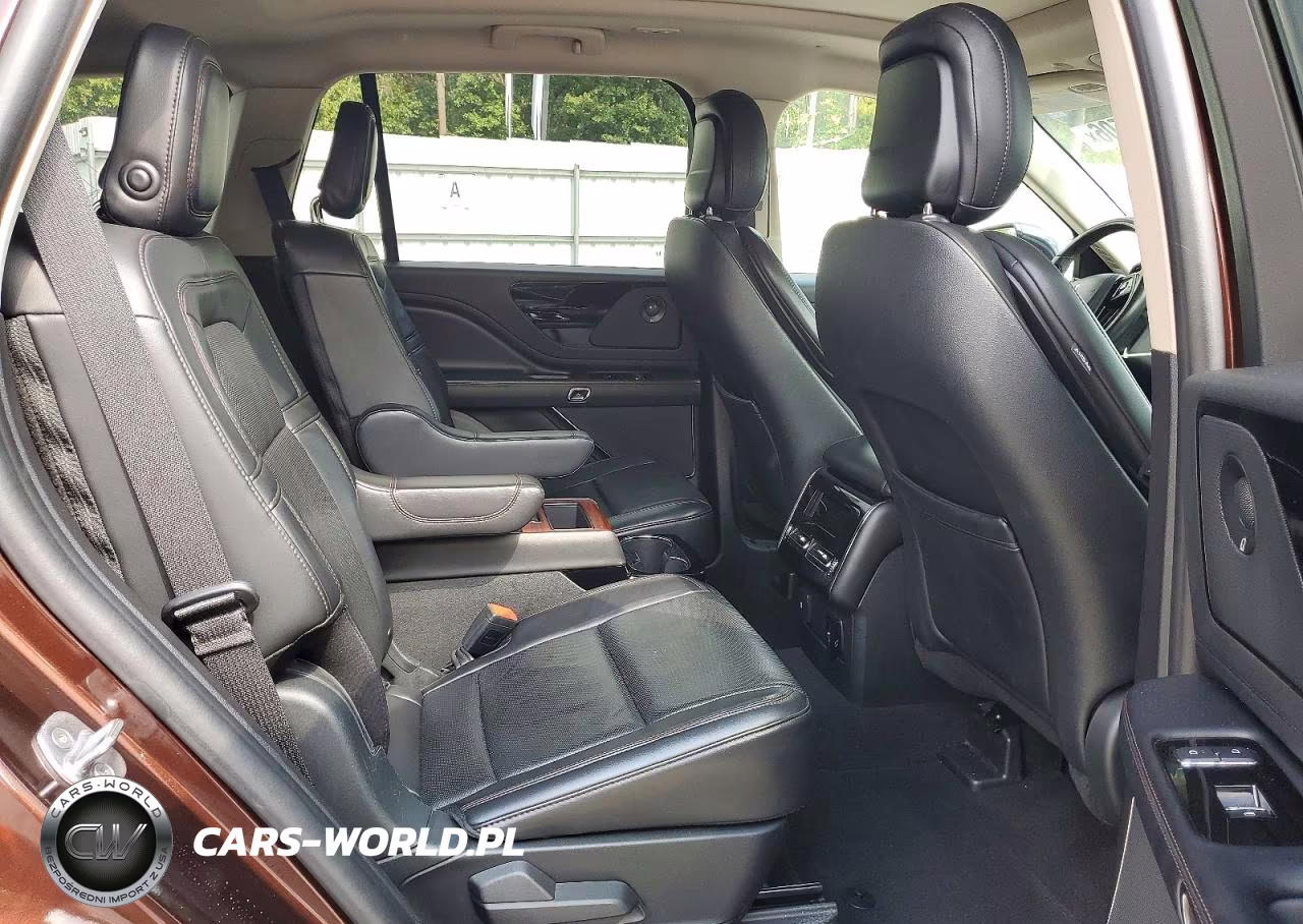 2020 Lincoln Aviator Reserve VIN:5LM5J7XC5LGL24321 - 11