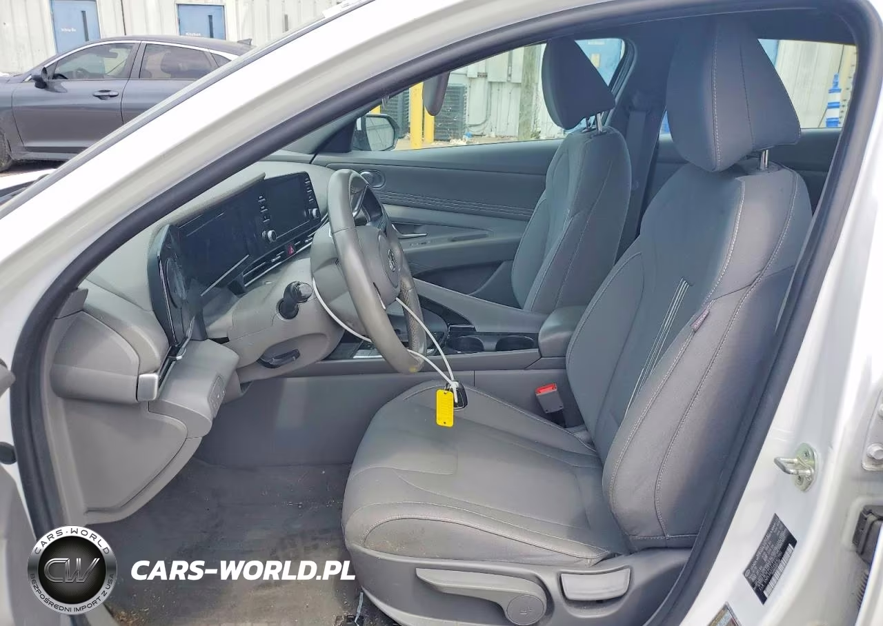 2021 Hyundai Elantra Sel VIN:5NPLS4AG4MH011960 - 7