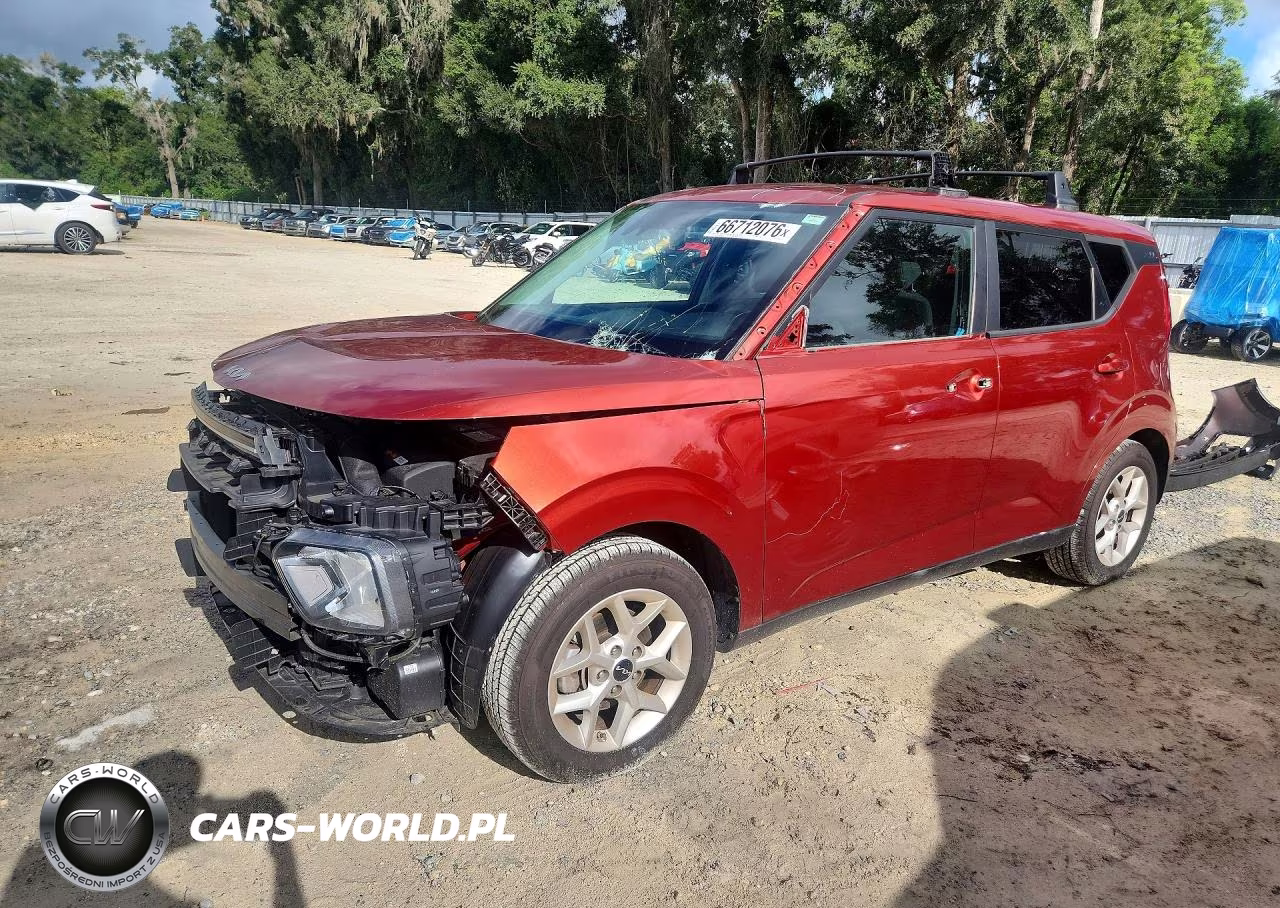 2022 Kia Soul Lx VIN:KNDJ23AU5N7811096 - 1
