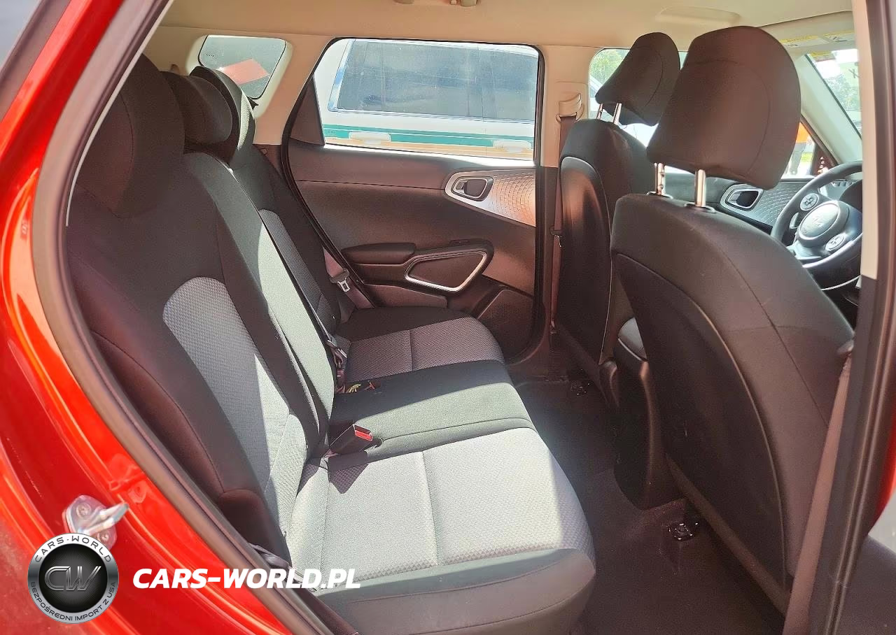 2022 Kia Soul Lx VIN:KNDJ23AU5N7811096 - 11
