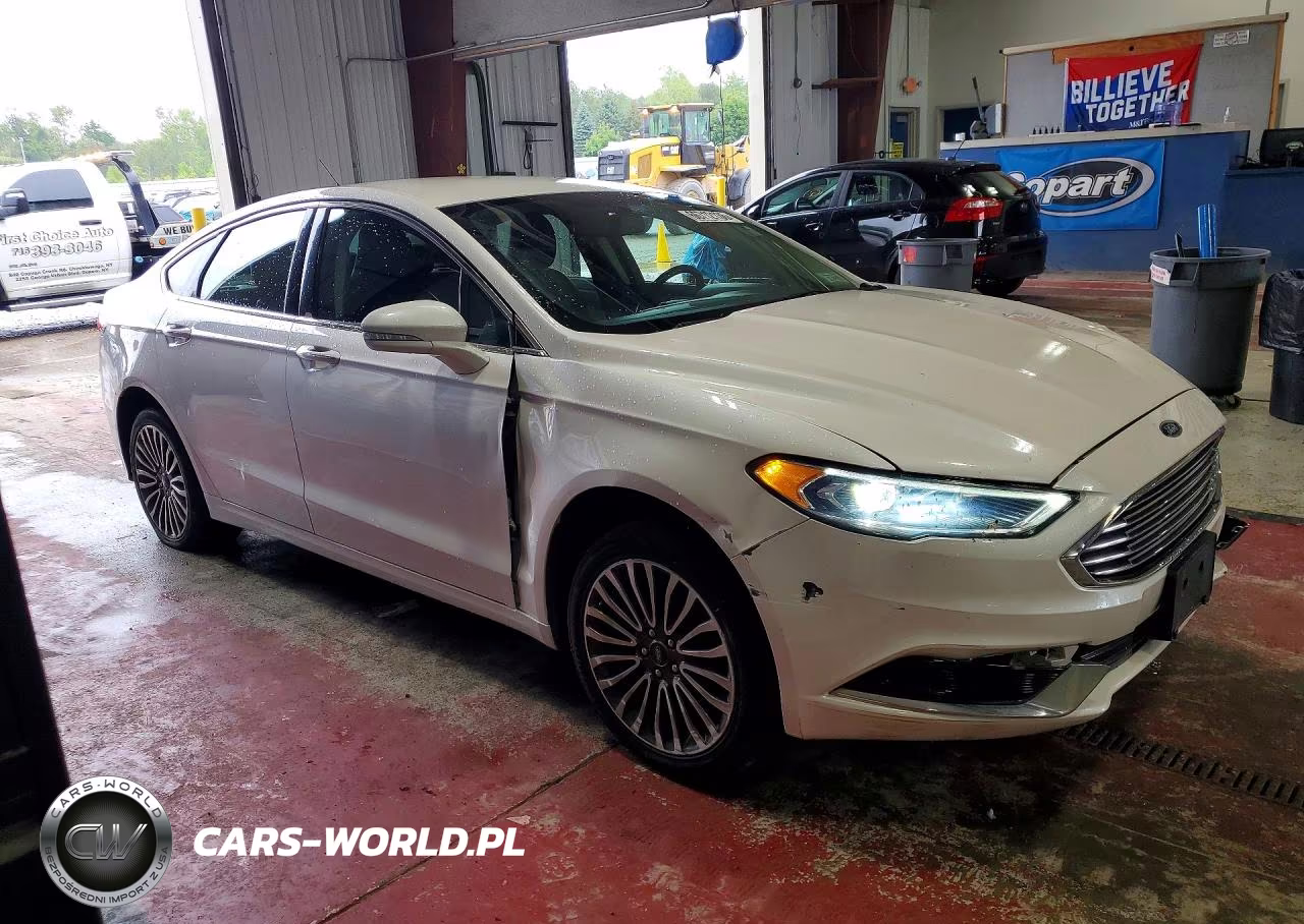 2018 Ford Fusion Se VIN:3FA6P0HD4JR256002 - 4