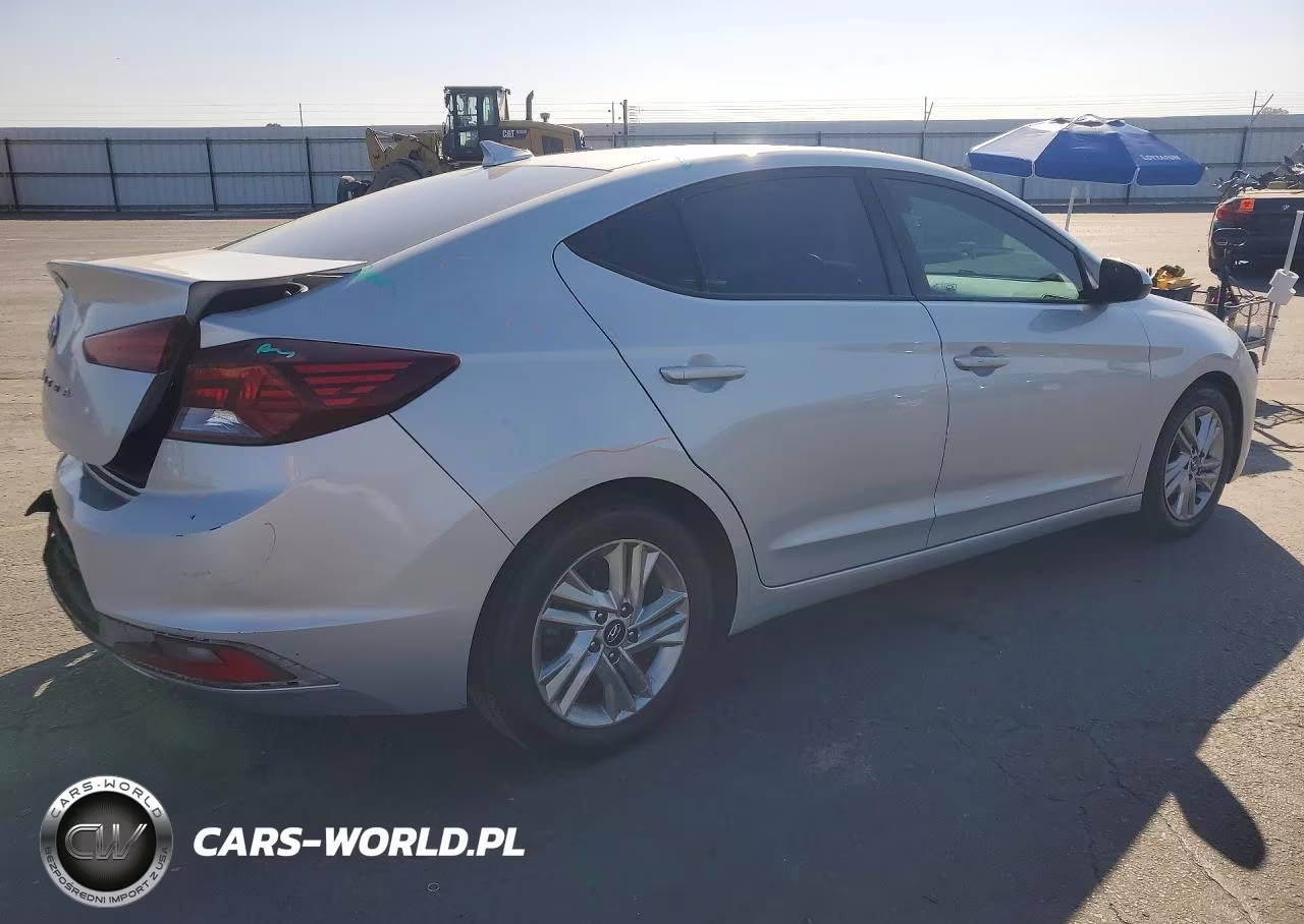 2020 Hyundai Elantra Sel VIN:5NPD84LF5LH505864 - 3