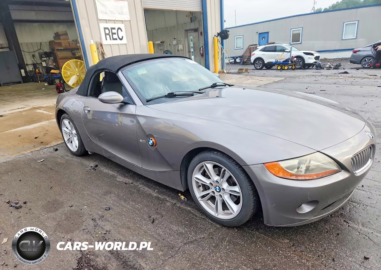 2003 BMW Z4 3.0 VIN:4USBT534X3LT22850 - 4