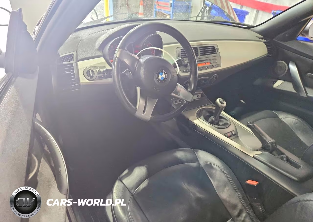 2003 BMW Z4 3.0 VIN:4USBT534X3LT22850 - 8