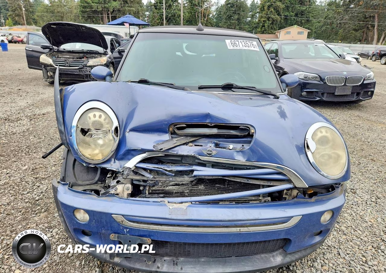 2005 Mini Cooper S VIN:WMWRH33575TF85495 - 5