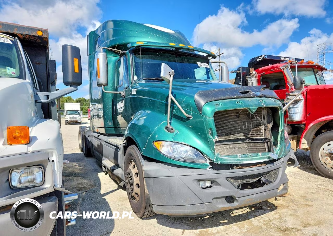 2017 International Prostar Semi Truck VIN:3HSDJAPRXHN415409 - 4