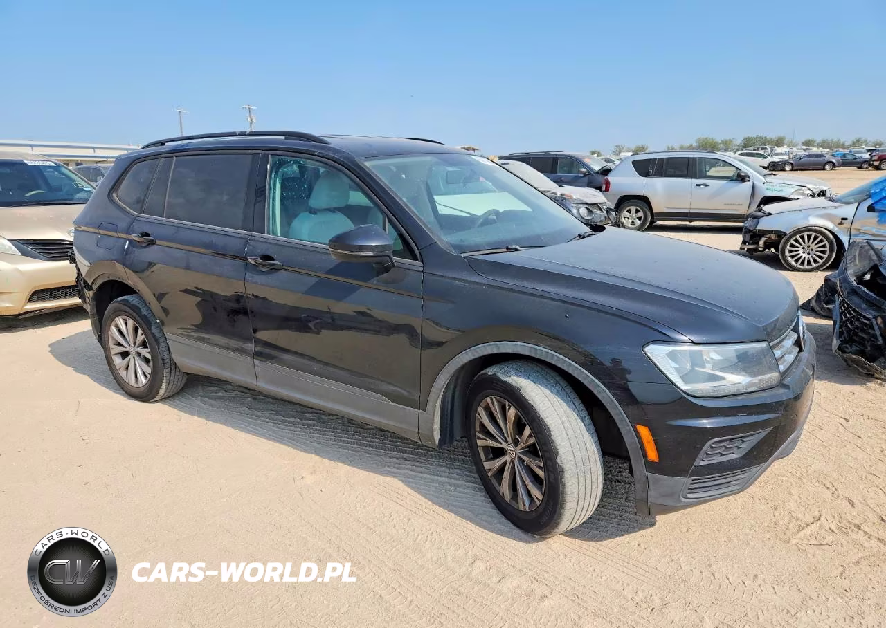 2018 Volkswagen Tiguan S VIN:3VV1B7AX6JM064675 - 4
