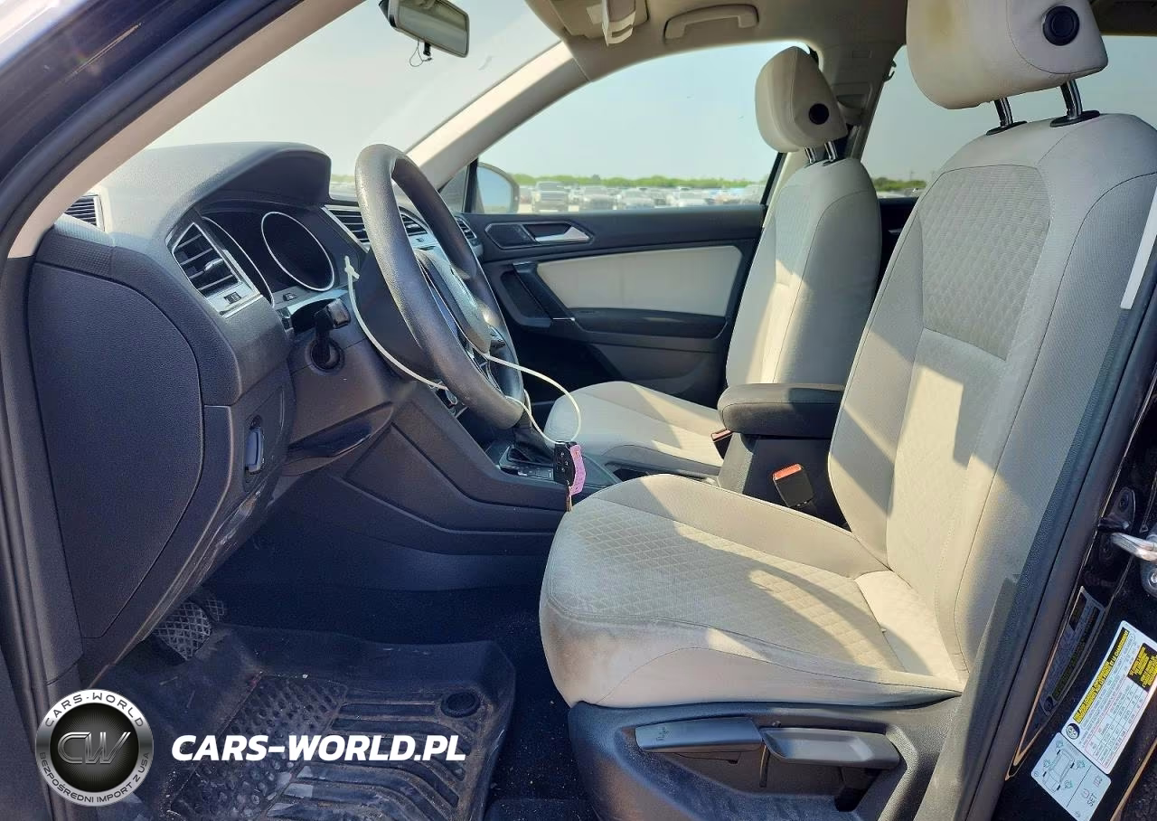 2018 Volkswagen Tiguan S VIN:3VV1B7AX6JM064675 - 7