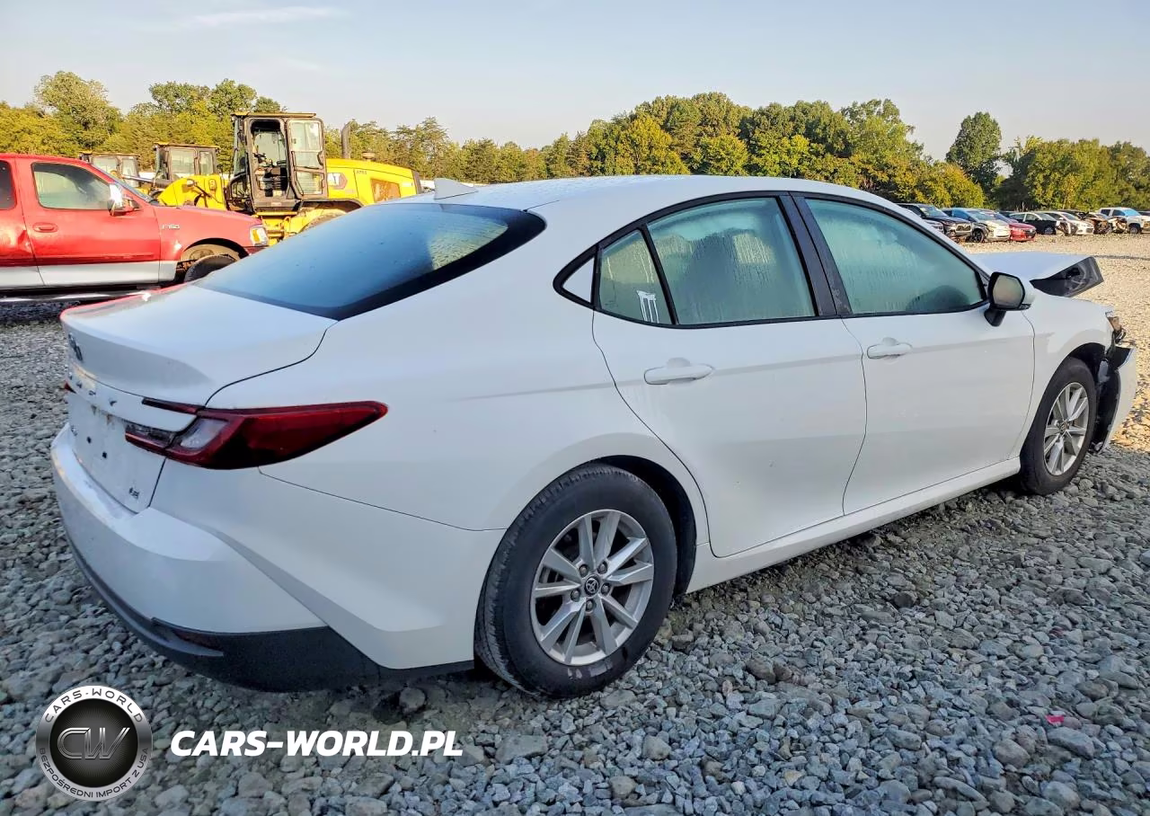 2025 Toyota Camry Le VIN:4T1DAACK4SU585416 - 3