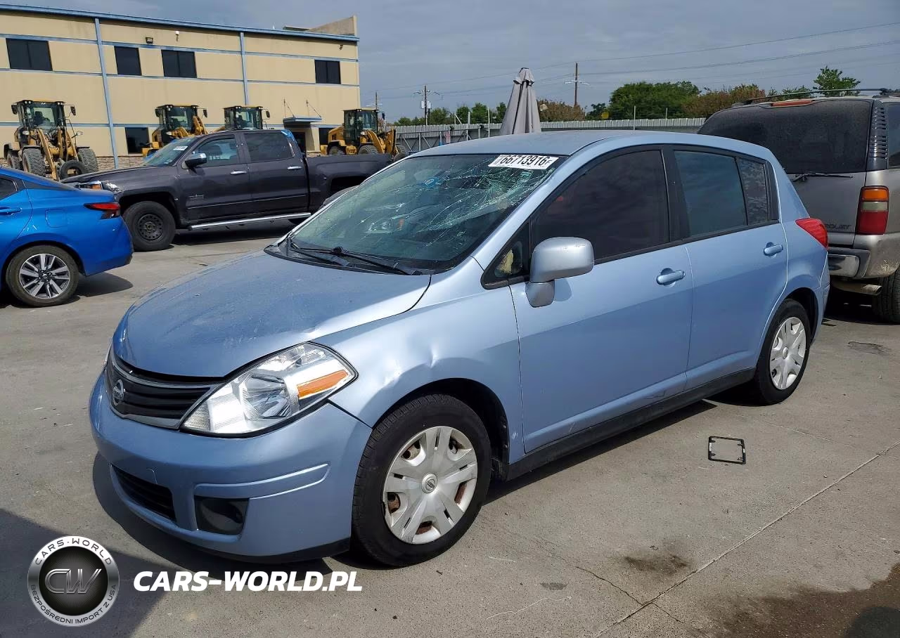 2010 Nissan Versa 1.8 S