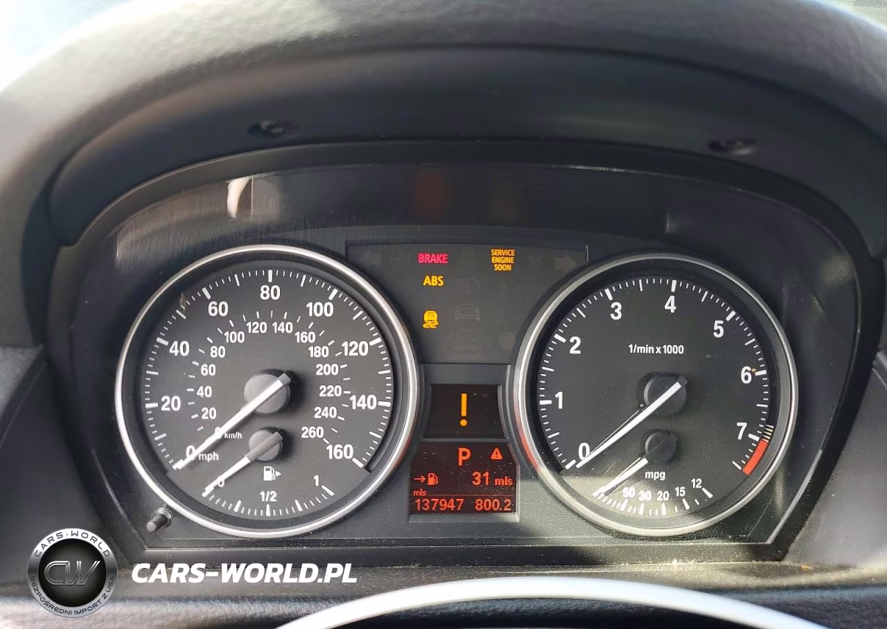 2014 BMW X1 xDrive28I VIN:WBAVL1C56EVY18284 - 9