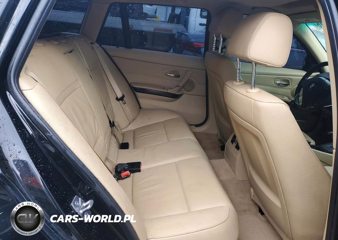 2011 BMW 328 I VIN:WBAUT9C59BA192131 - 10