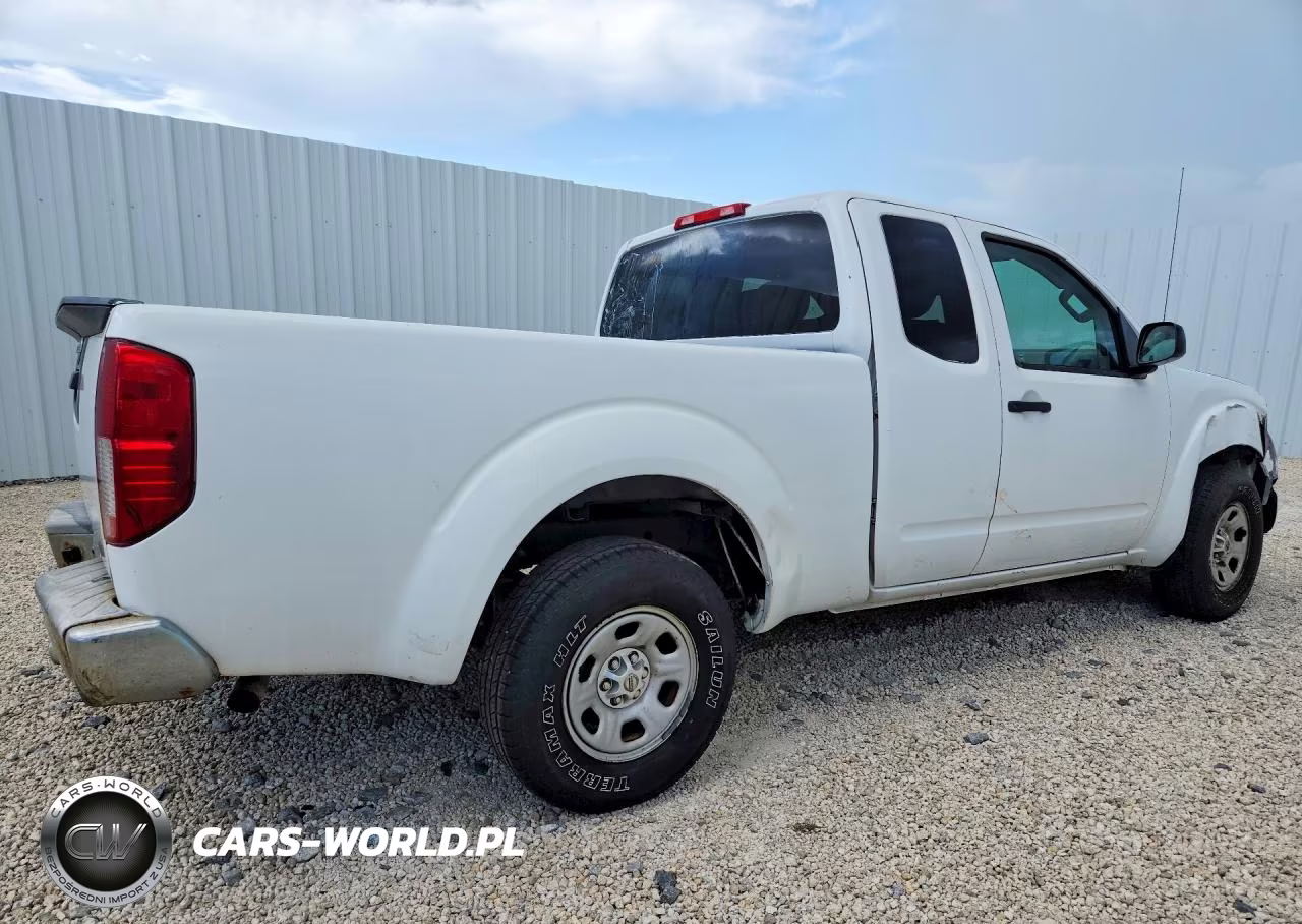 2015 Nissan Frontier S VIN:1N6BD0CT8FN735479 - 3