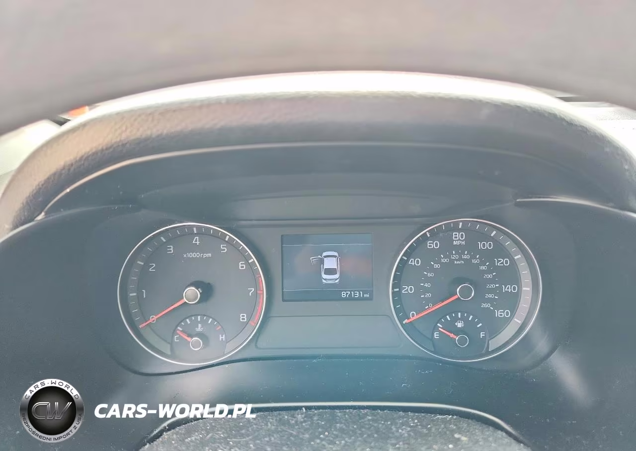 2020 Kia Forte Lxs VIN:3KPF24AD1LE245771 - 9