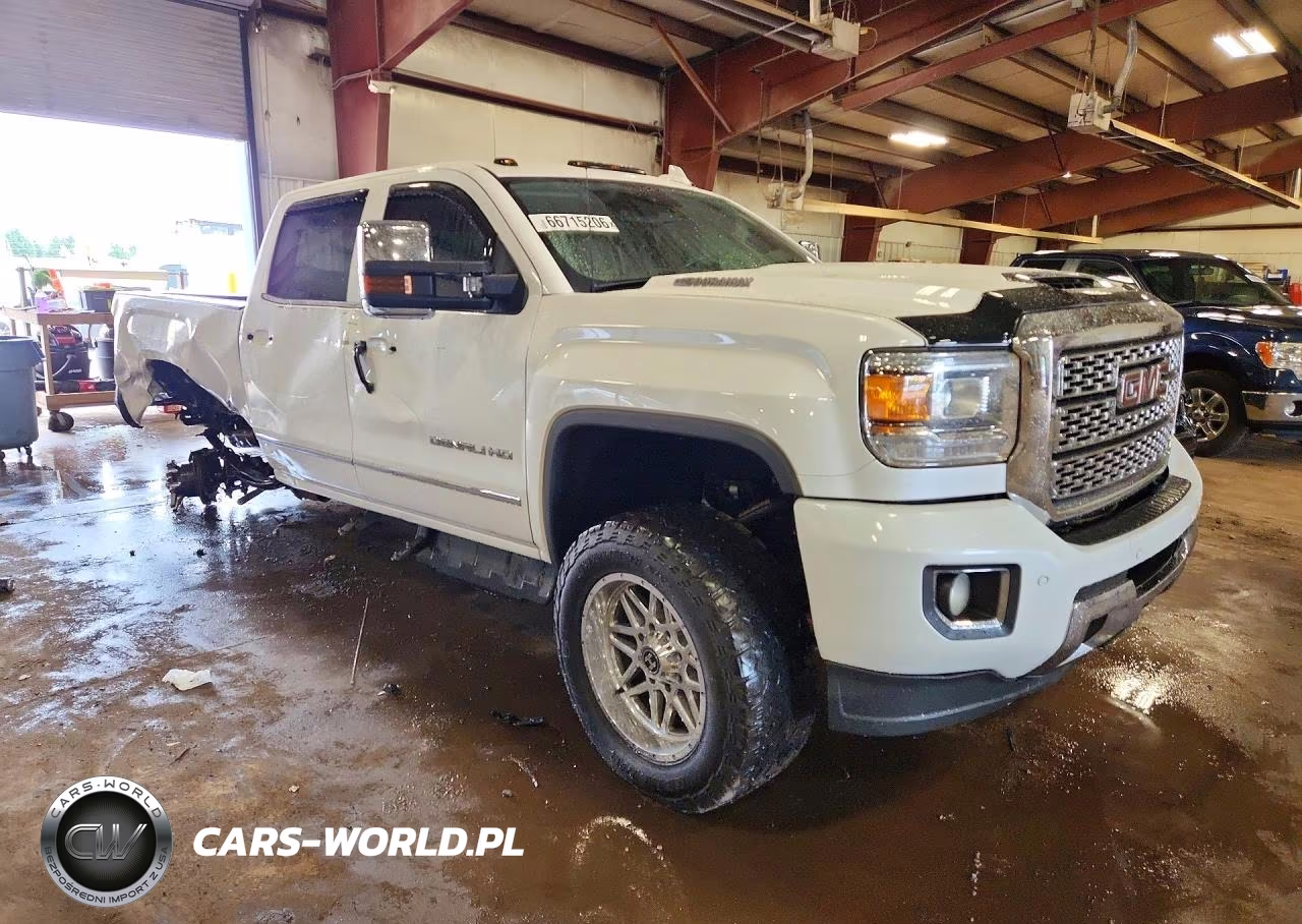 2019 GMC Sierra K2500 Denali VIN:1GT12SEY4KF102071 - 4
