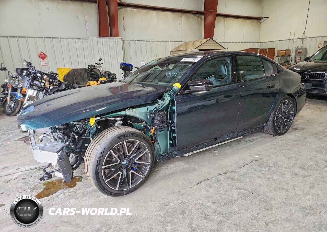 2027 BMW M5 – zdjęcie 1 z 12