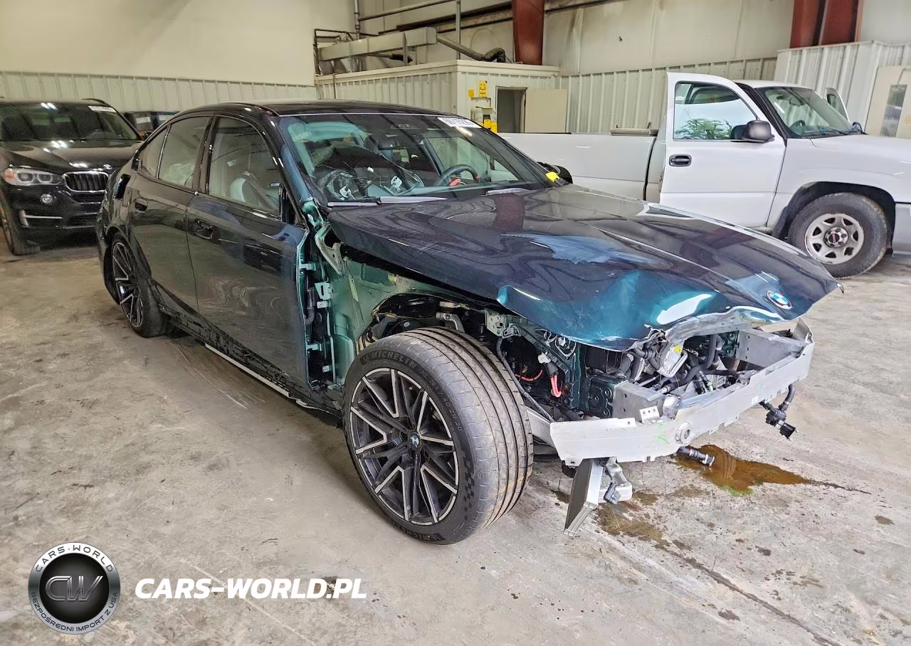 2027 BMW M5 VIN:WBS83FK00VCY26470 - 4
