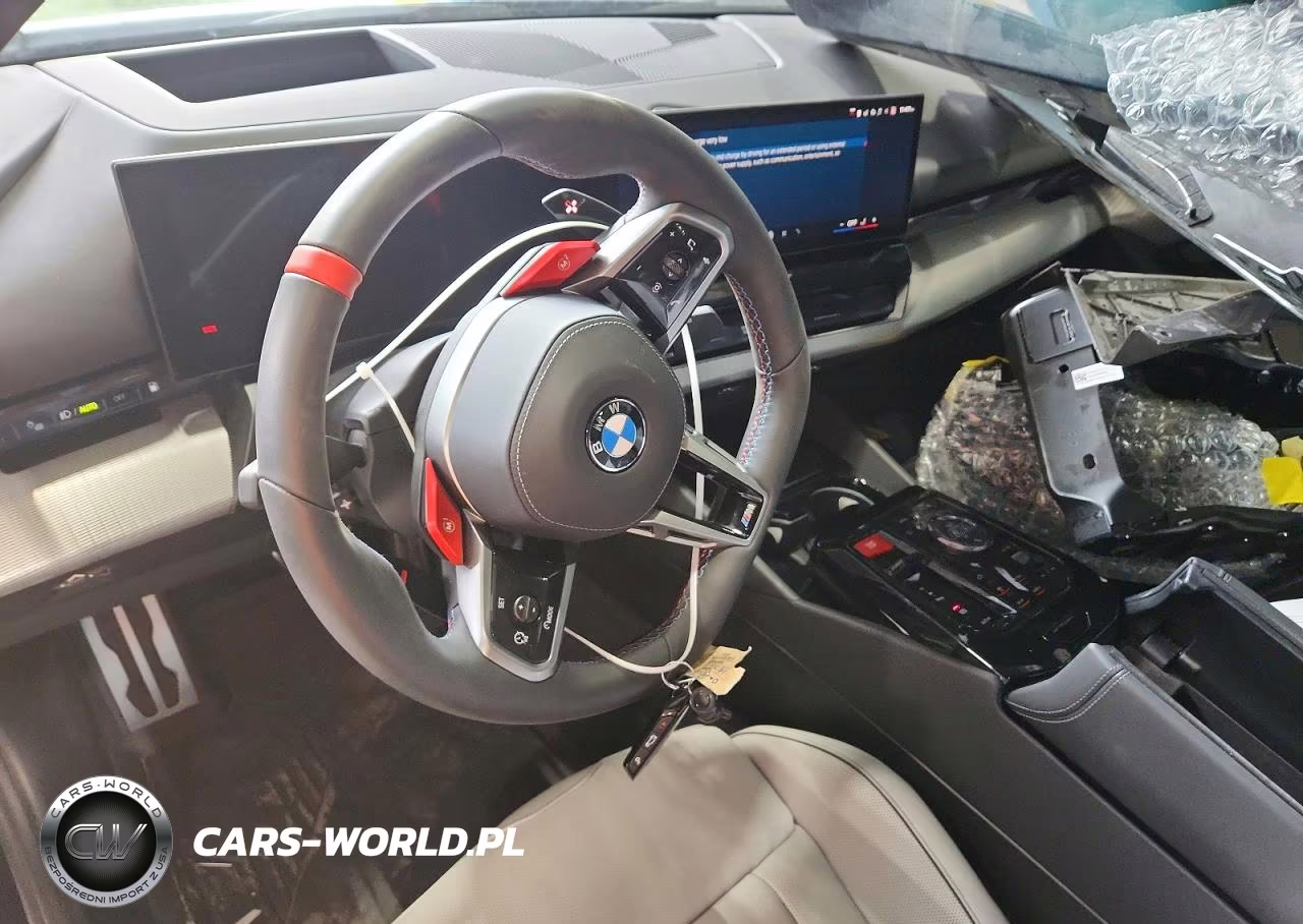 2027 BMW M5 VIN:WBS83FK00VCY26470 - 8