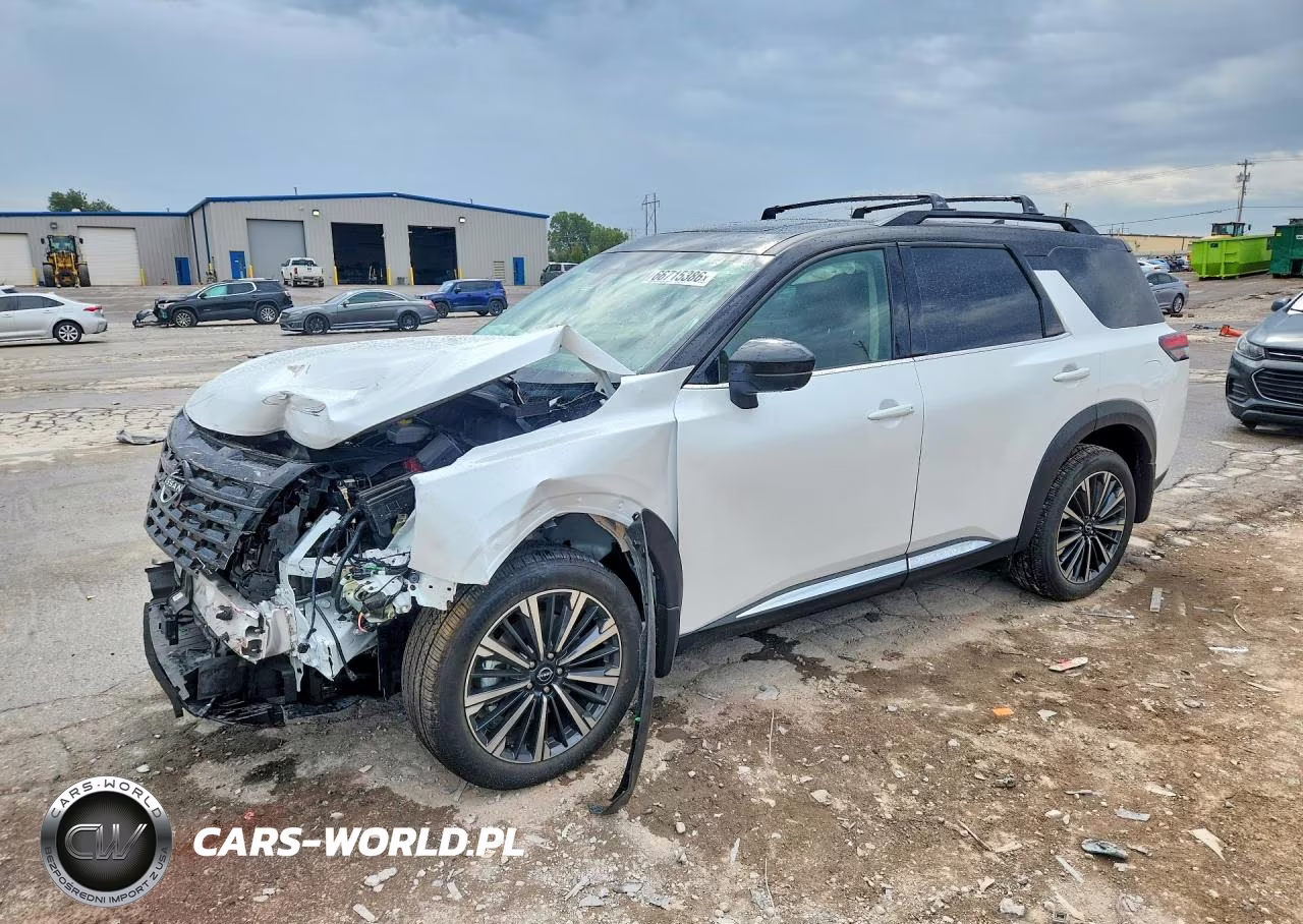 2026 Nissan Pathfinder Platinum