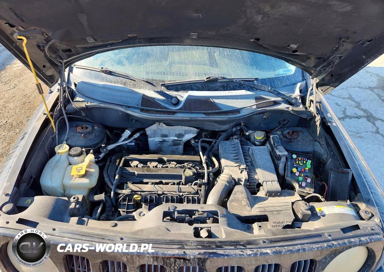 2008 Jeep Patriot Sport VIN:1J8FT28058D608675 - 12