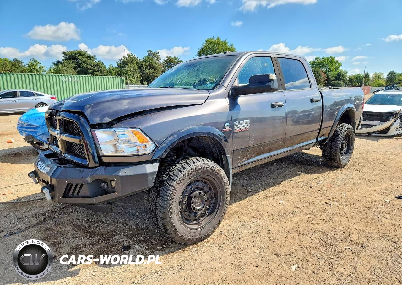 2015 Ram 2500 Slt VIN:3C6UR5DL1FG670581 - 1