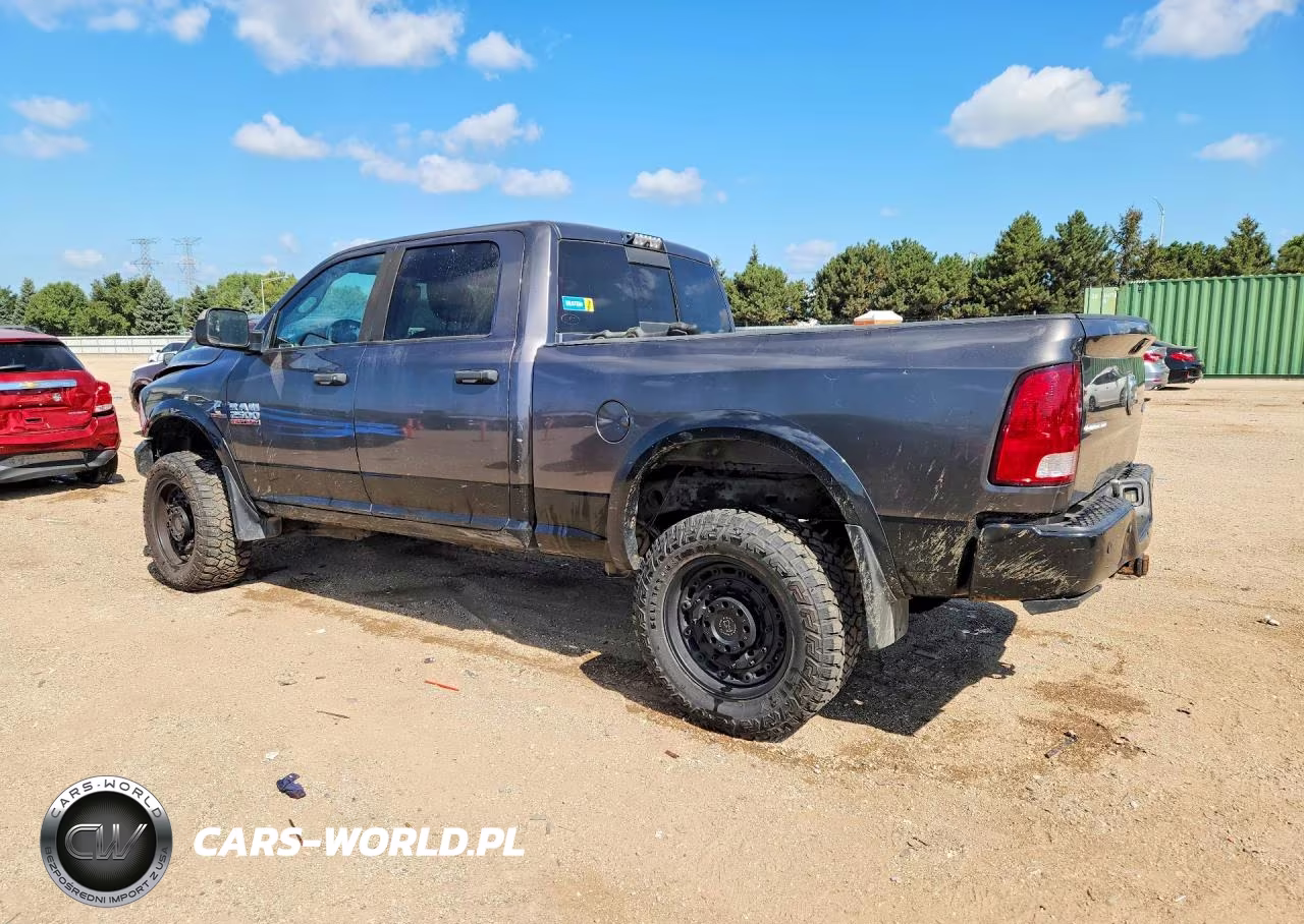 2015 Ram 2500 Slt VIN:3C6UR5DL1FG670581 - 2